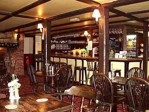 Brace Of Pheasants Hotel Alton Pancras Buitenkant foto